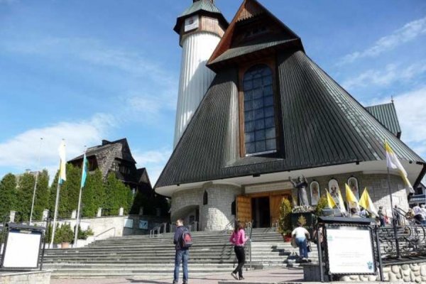 /images/card/atrakcje-stara/sanktuarium-matki-bozej-fatimskiej-na-krzeptowkach.jpg - Willa Bachledówka - Noclegi Zakopane